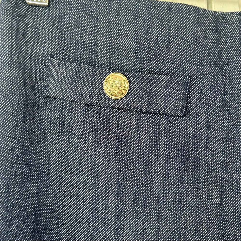 LOFT Button Trim Wide Leg trousers in Refined Denim 4P - Picture 14 of 15